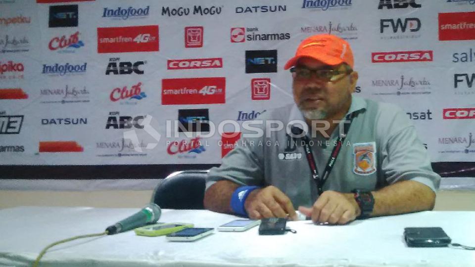 Mantan pelatih Borneo FC, Iwan Setiawan. - INDOSPORT